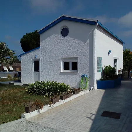 A Pequena Casa Azul Holiday home *