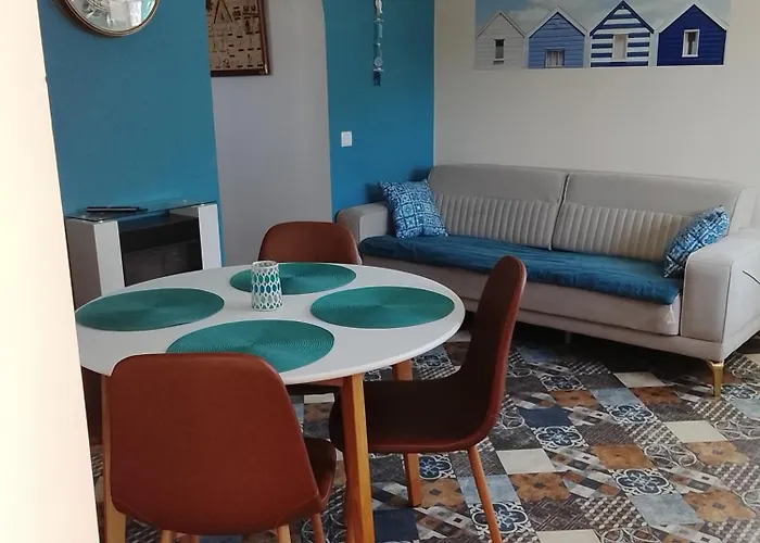 A Pequena Casa Azul Febres